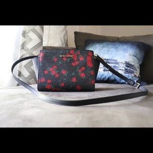 Michael Kors crossbody